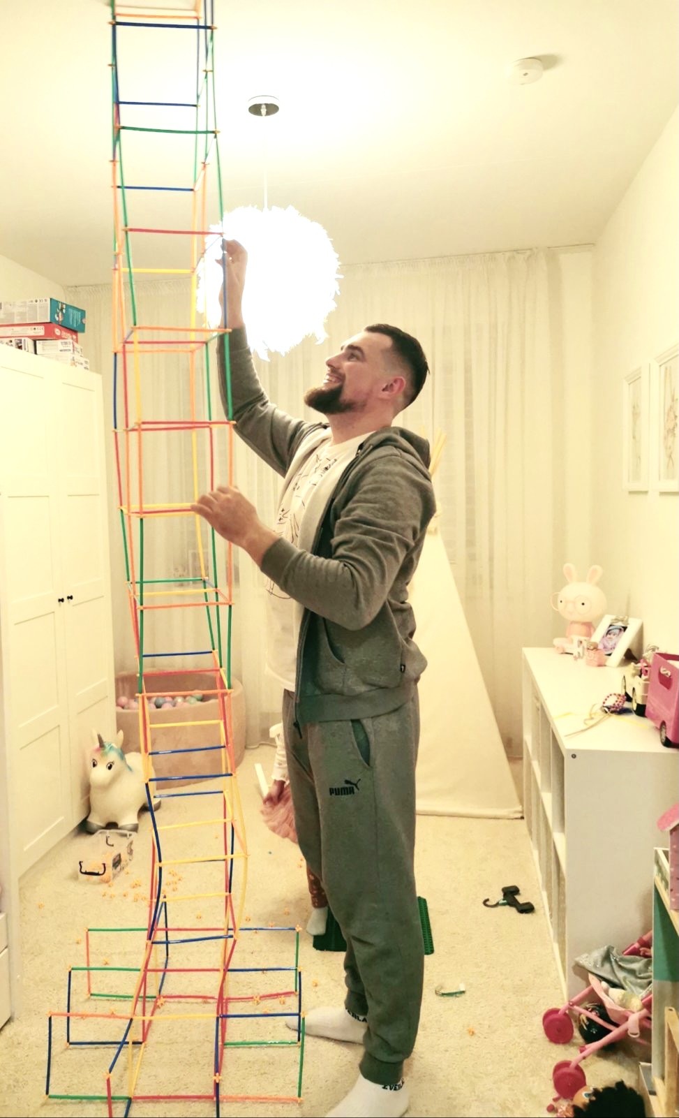 Konstruktorius plastikiniai šiaudeliai 400 detalių Konstruktorius plastikiniai šiaudeliai 400 detalių