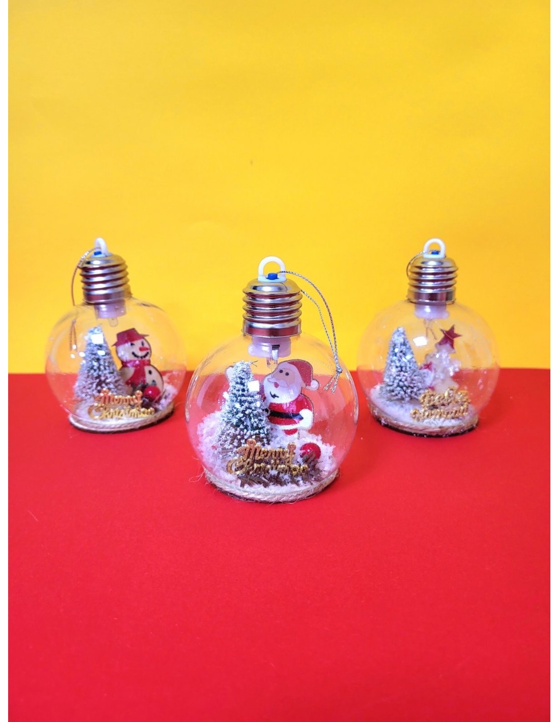 LED žaislų rinkinys 5 vnt. kalėdinė dekoracija, tinkami puošti ant eglutės LED žaislų rinkinys 5 vnt. kalėdinė dekoracija, tinkami puošti ant eglutės