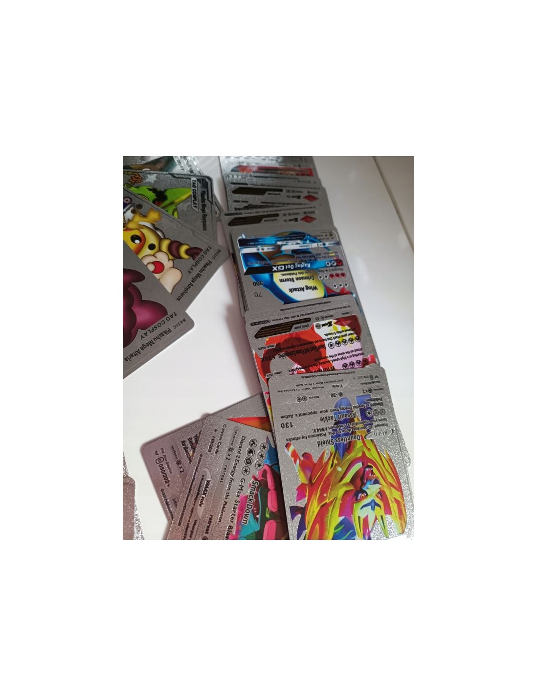 Pokemon kortos 55 vnt. sidabrinė kolekcija Charizard Vmax Pokemon kortos 55 vnt. sidabrinė kolekcija Charizard Vmax