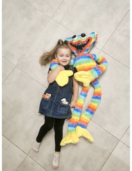 Huggy wuggy pliušinis žaislas 100 cm. aukštis, JUODAS Huggy wuggy pliušinis žaislas 100 cm. aukštis, JUODAS