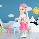 Lėlė su priedais, aukštis 14 cm. Lėlė su priedais, aukštis 14 cm.