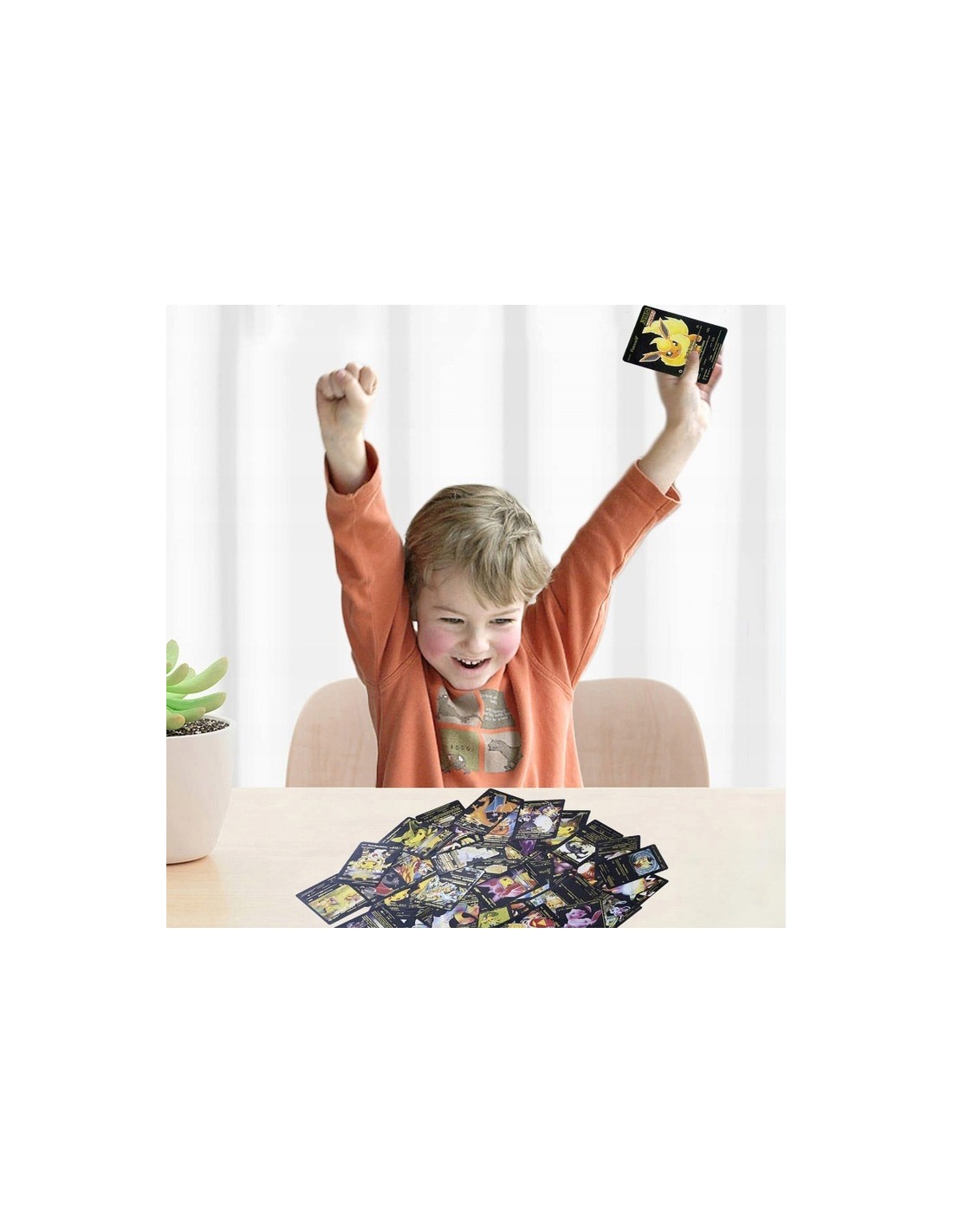 Pokemon kortos 165 vnt. kolekcija Charizard Vmax, juodos, auksinės ir sidabrinė spalvos pakuotės po 55 vnt.+ albumas 240 kortoms Pokemon kortos 165 vnt. kolekcija Charizard Vmax, juodos, auksinės ir sidabrinė spalvos pakuotės po 55 vnt.+ albumas 240 kortoms