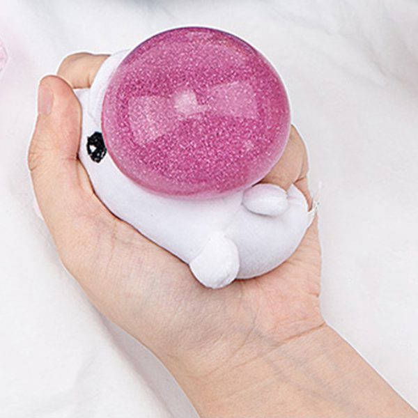 Suspaudžiamas antistresinis fidget pliušo kamuoliukas pakabutis Suspaudžiamas antistresinis fidget pliušo kamuoliukas pakabutis