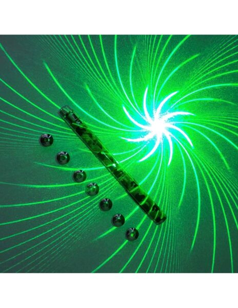 Lazeris su 8 skirtingais efektų antgaliais, Spiderman, Kapitonas Amerika Lazeris su 8 skirtingais efektų antgaliais, Spiderman, Kapitonas Amerika