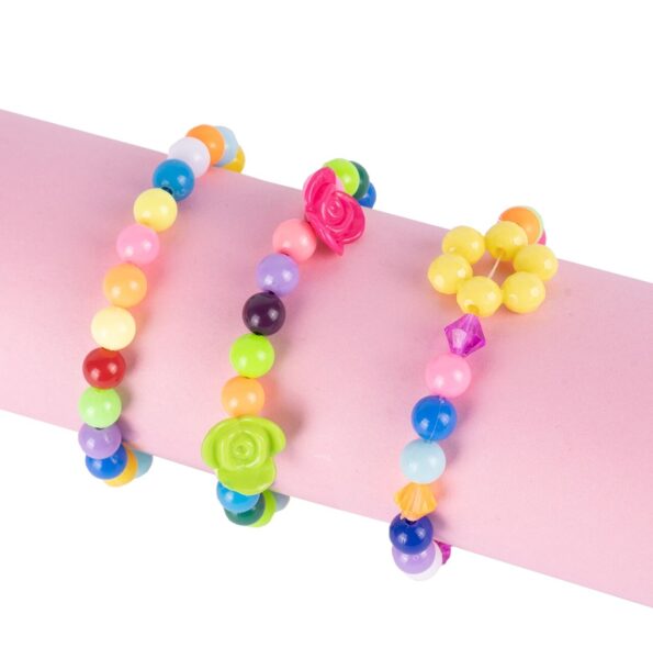 karoliukai-siulai-2 karoliukai-siulai-2