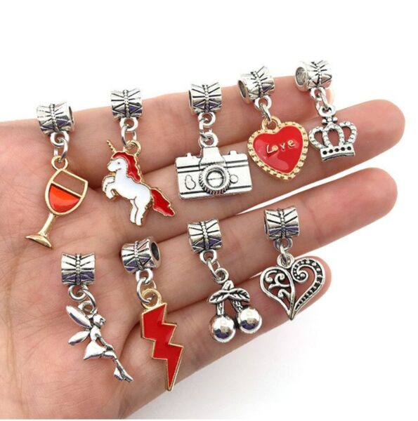 karoliukai-raudona-4 karoliukai-raudona-4