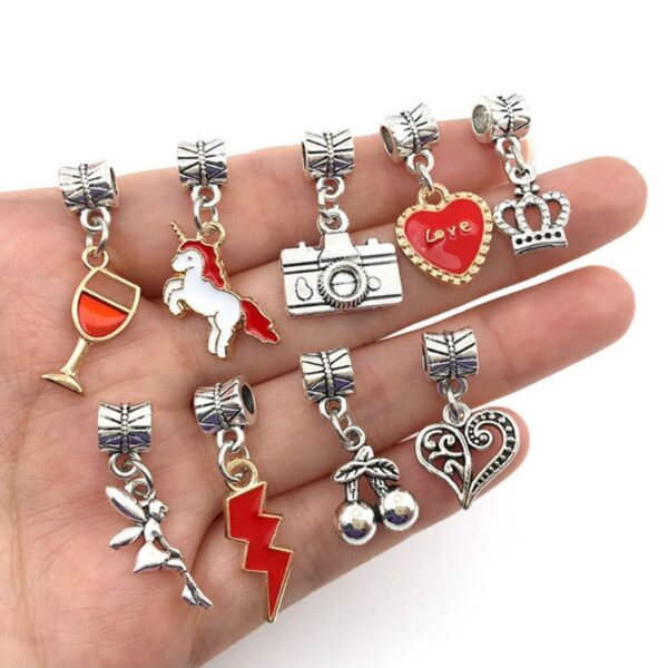 karoliukai-raudona-4 karoliukai-raudona-4