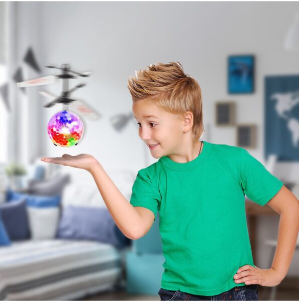 skraidantis-kamuolys-2 skraidantis-kamuolys-2