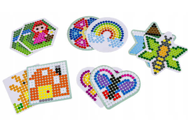 karoliukai-klijuojami-1 karoliukai-klijuojami-1