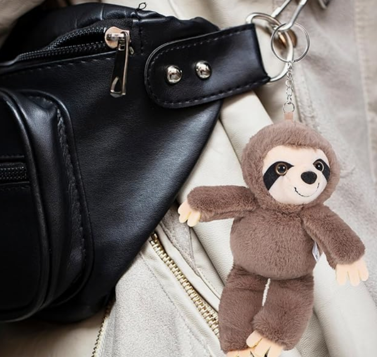 Pliušinis-pakabukas-Tinginys-2 Pliušinis-pakabukas-Tinginys-2