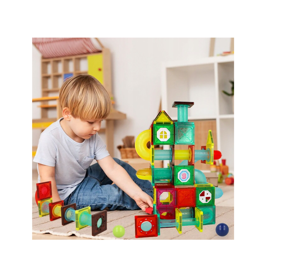 magnetinis-konstruktorius-su-kamuoliukais-148-detales-6 magnetinis-konstruktorius-su-kamuoliukais-148-detales-6