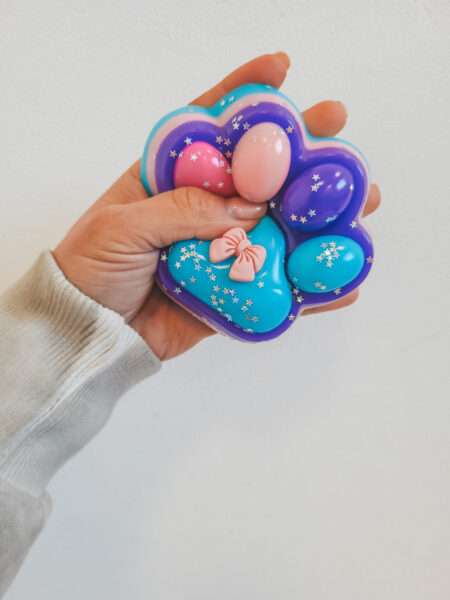 Letenėlė-antistresinis-žaislas-squishy-didelis-3 Letenėlė-antistresinis-žaislas-squishy-didelis-3