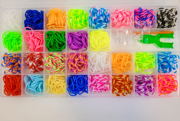 Gumytės-apyrankių-pynimui-1100-vnt.