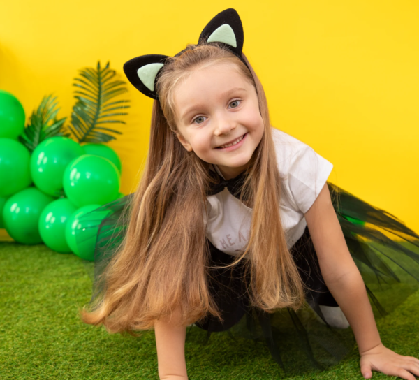 karnavalinis-kostiumas-katinas-lankelis-uodega-varlyte-2 karnavalinis-kostiumas-katinas-lankelis-uodega-varlyte-2