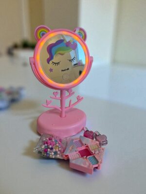 Šviečiantis veidrodis kosmetikos ir karoliukų rinkinys vaikiškas